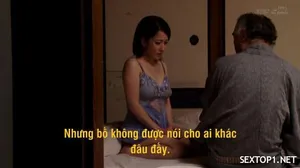 đàn ông trưởng thành làm cho em nữ học sinh thấy “nứng”